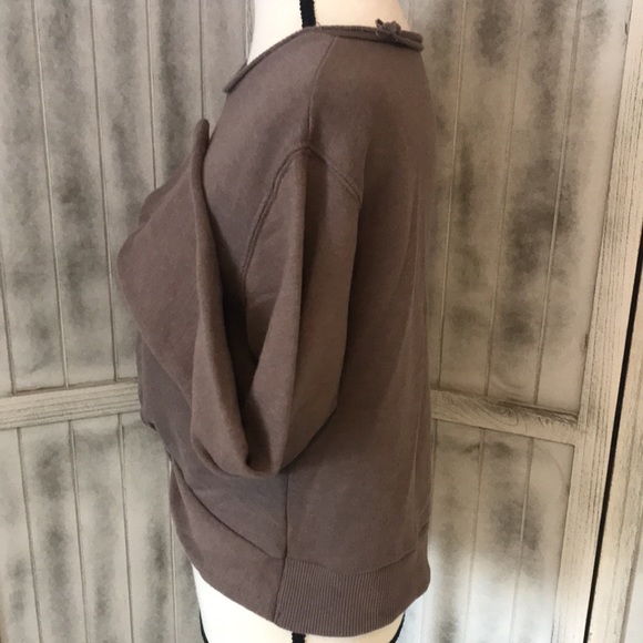 aerie top - Picture 2 of 4